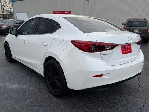 Used 2017 MAZDA MAZDA3 Touring image 5