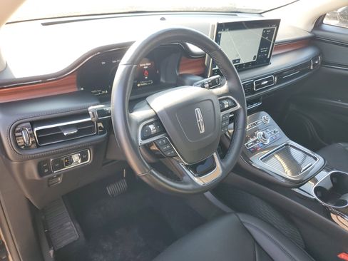 Certified 2023 Lincoln Nautilus Reserve image 13