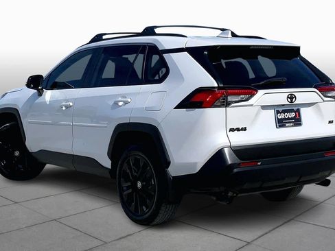 Used 2025 Toyota RAV4 XLE Premium image 11