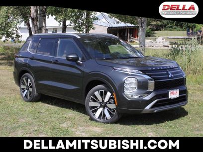 New 2025 Mitsubishi Outlander SEL
