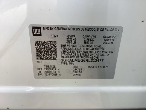 Used 2024 GMC Terrain SLE w/ Driver Convenience Package FWD image 65