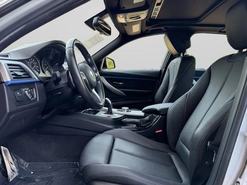 Used 2017 BMW 330i Sedan RWD image 17