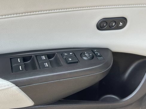 Used 2016 Acura ILX FWD image 12