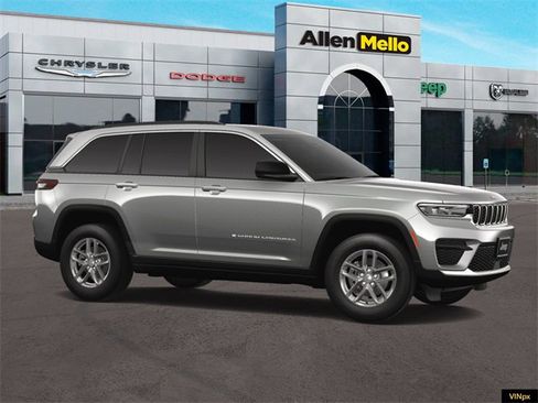 New 2025 Jeep Grand Cherokee Laredo X w/ Luxury Tech Group I image 10