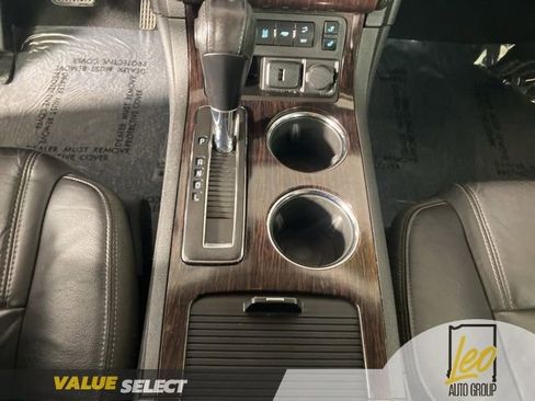 Used 2017 Chevrolet Traverse LT image 15