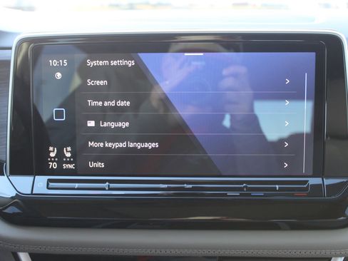 Used 2025 Volkswagen Atlas SEL Premium R-Line image 32