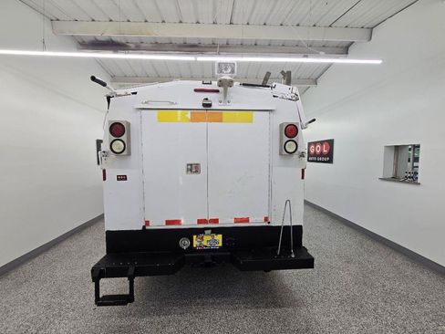 Used 2015 Chevrolet Silverado 3500 W/T RWD image 5