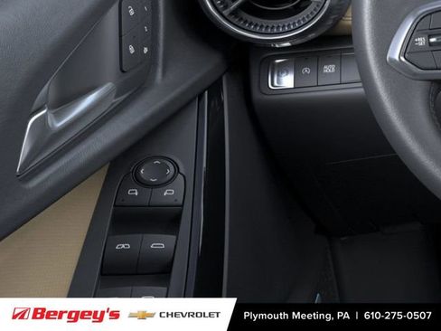 New 2026 Chevrolet Equinox ACTIV w/ Convenience Package III FWD image 24