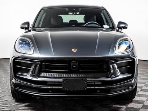 Used 2026 Porsche Macan AWD/4WD image 7