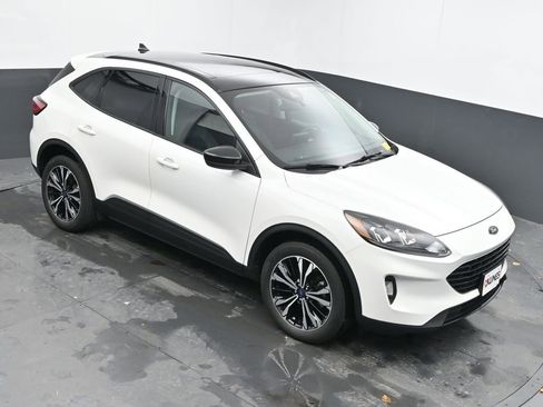 Used 2021 Ford Escape SEL w/ SEL Stealth AWD Package image 26