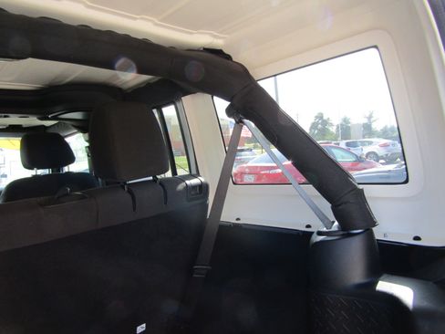 Used 2017 Jeep Wrangler Unlimited Sport w/ Quick Order Package 24S image 43