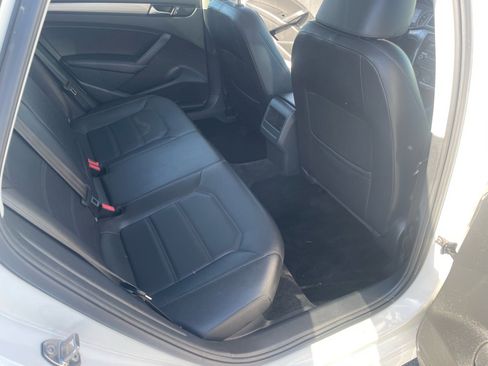 Used 2015 Volkswagen Passat 1.8T Wolfsburg Edition FWD image 14