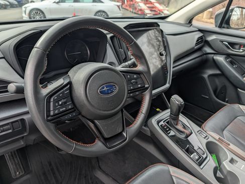 Used 2024 Subaru Crosstrek 2.5i Limited w/ Crosstrek Mirror Package AWD/4WD image 32