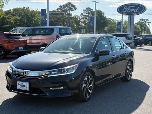 Used 2017 Honda Accord EX-L image 1