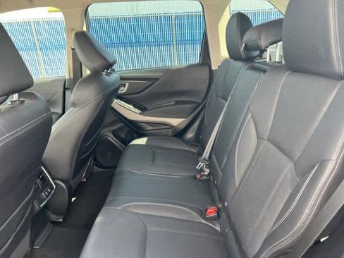 Used 2023 Subaru Forester Limited AWD/4WD image 19