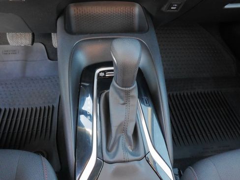 Used 2024 Toyota Corolla SE image 25