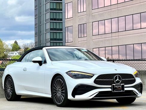 Certified 2026 Mercedes-Benz CLE 300 4MATIC Cabriolet image 10