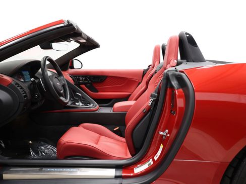 Used 2024 Jaguar F-TYPE R image 14