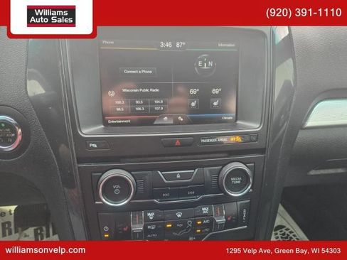 Used 2016 Ford Explorer XLT w/ Equipment Group 202A AWD/4WD image 18