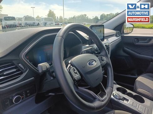 Used 2024 Ford Escape Active AWD/4WD image 17