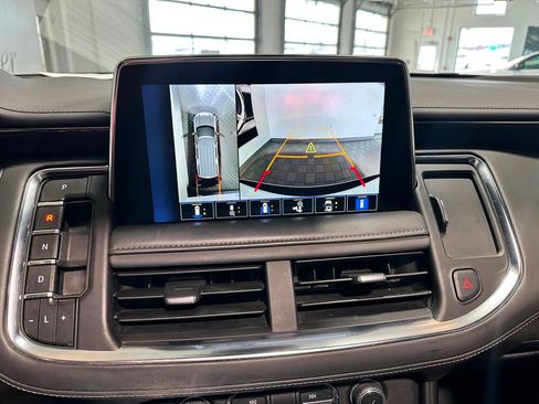 Used 2023 Chevrolet Tahoe LT w/ LT Signature Package image 10