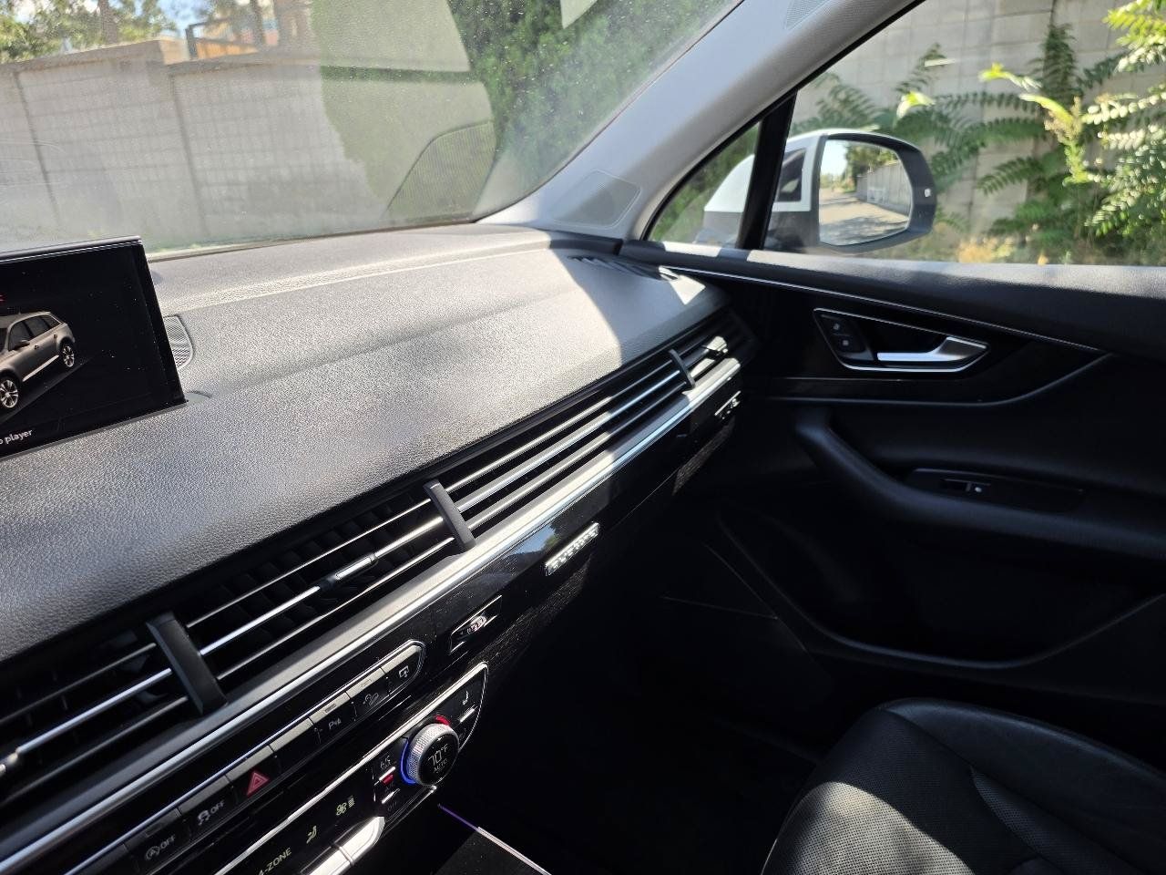 Used 2017 Audi Q7 3.0T Prestige AWD/4WD image 27