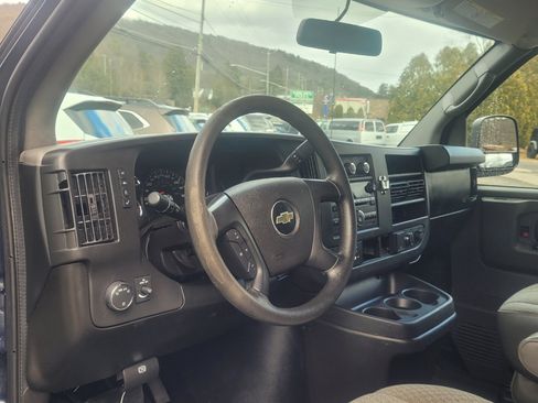 Used 2015 Chevrolet Express 3500 LT w/ LT Preferred Equipment Group image 11