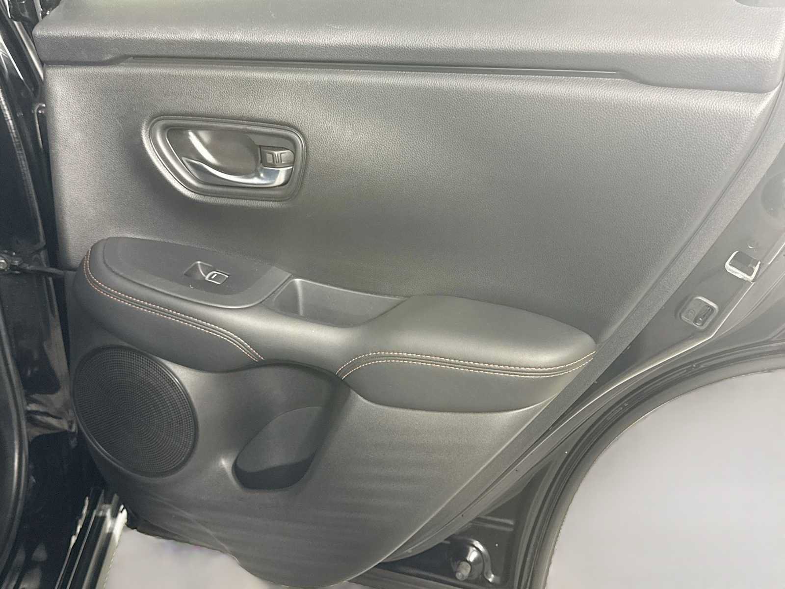 Used 2023 Honda HR-V Sport image 25