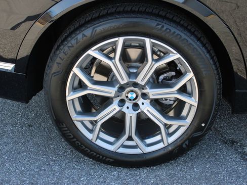 Used 2025 BMW X7 xDrive40i image 39