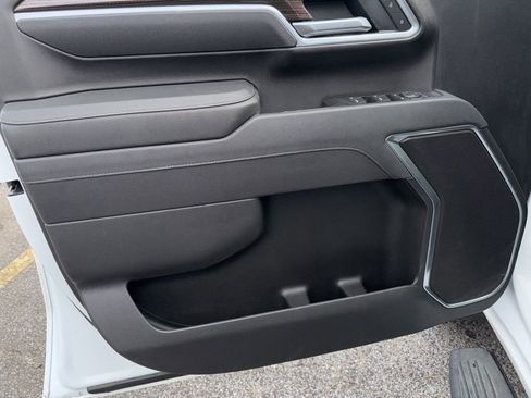 Used 2025 Chevrolet Silverado 3500 LT w/ Safety Package image 11