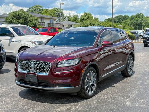 Used 2022 Lincoln Nautilus Reserve w/ Equipment Group 201A AWD/4WD image 5