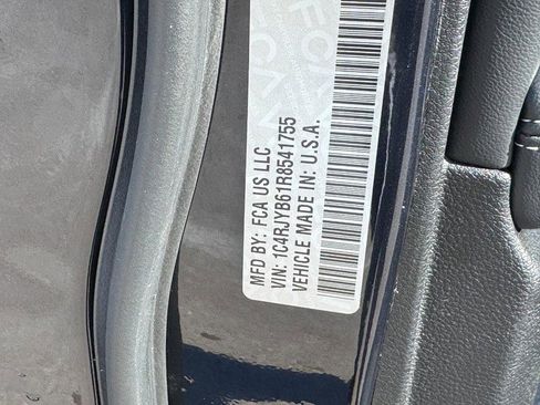 Used 2024 Jeep Grand Cherokee Limited 4xe image 29