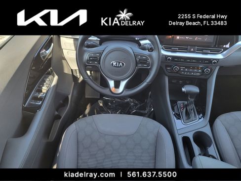 Certified 2020 Kia Niro LXS image 12
