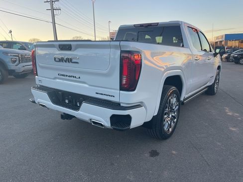 New 2026 GMC Sierra 1500 Denali Ultimate w/ LPO, Black Badging Package image 5