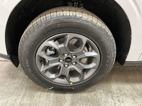 New 2026 Ford Maverick XLT image 12