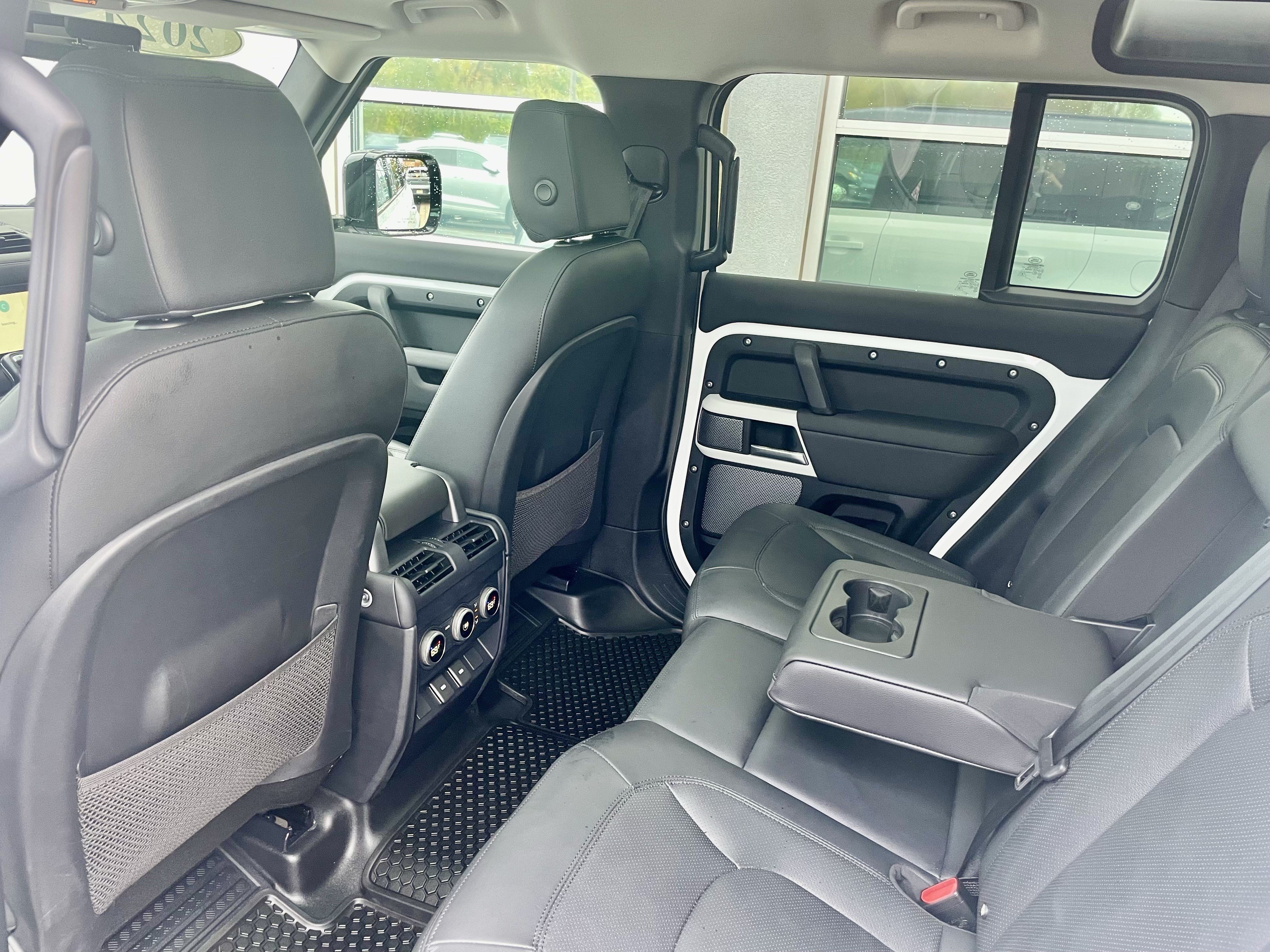 Used 2024 Land Rover Defender 110 S AWD/4WD image 30