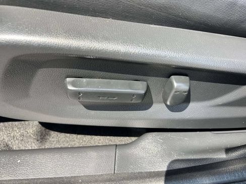Used 2019 Honda HR-V Touring image 18