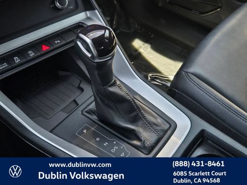 Used 2023 Audi Q3 2.0T Premium Plus AWD/4WD image 18