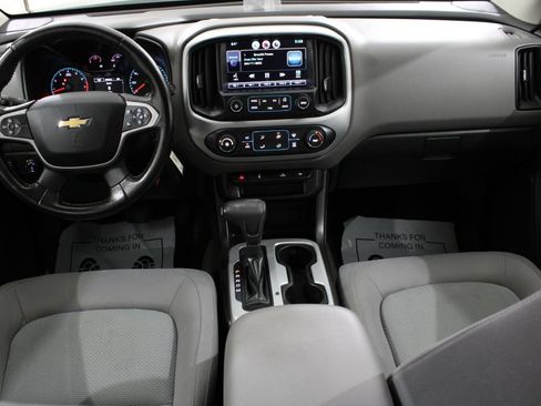 Used 2015 Chevrolet Colorado LT w/ LT Convenience Package AWD/4WD image 2