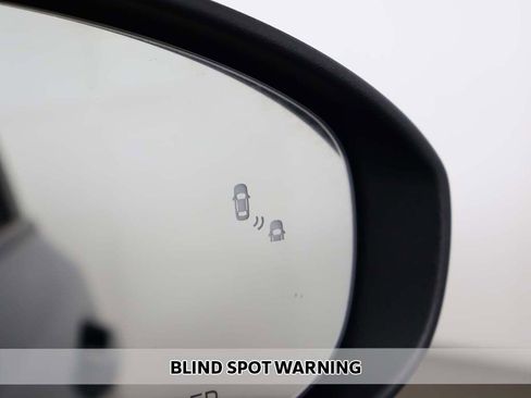 Used 2023 Kia Forte LXS w/ LXS Technology Package image 4