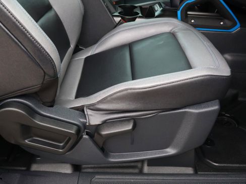 Used 2021 Ford Bronco Black Diamond image 15