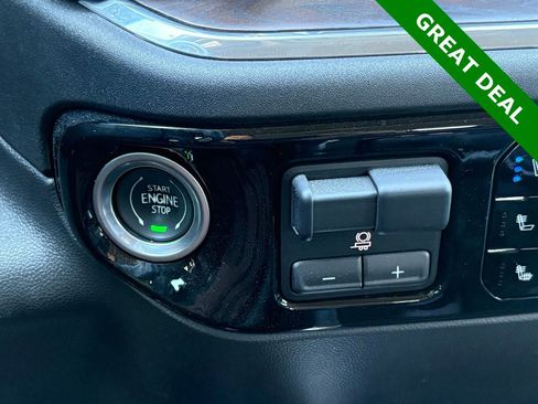 Used 2024 GMC Sierra 1500 SLT w/ SLT Premium Plus Package AWD/4WD image 23