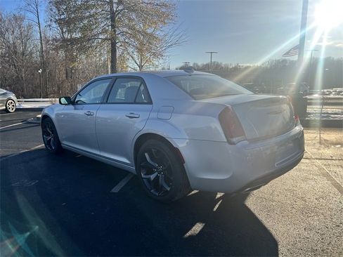 Used 2023 Chrysler 300 S image 5