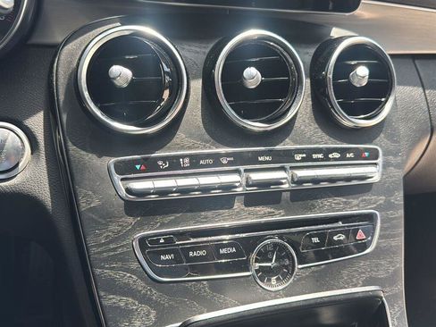 Certified 2018 Mercedes-Benz C 300 Sedan image 7