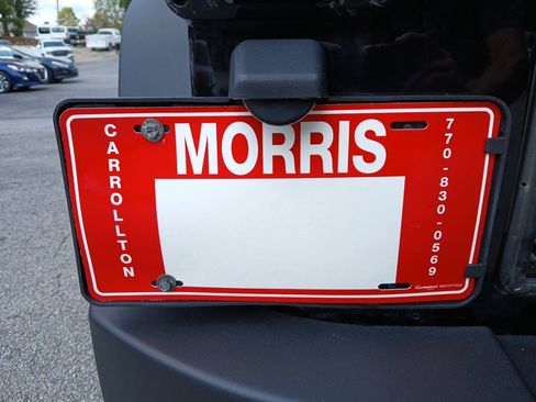 Used 2014 Jeep Wrangler Unlimited Rubicon image 9