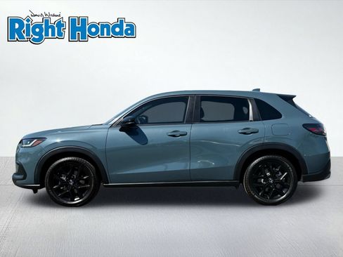 Used 2023 Honda HR-V Sport image 3
