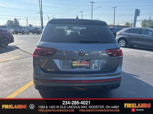 New 2024 Volkswagen Tiguan SE R-Line image 4