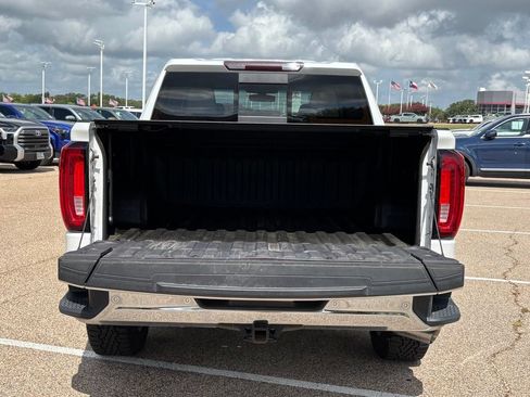 Used 2021 GMC Sierra 1500 SLT RWD image 7