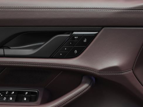 Certified 2024 Porsche Taycan Turbo S image 30