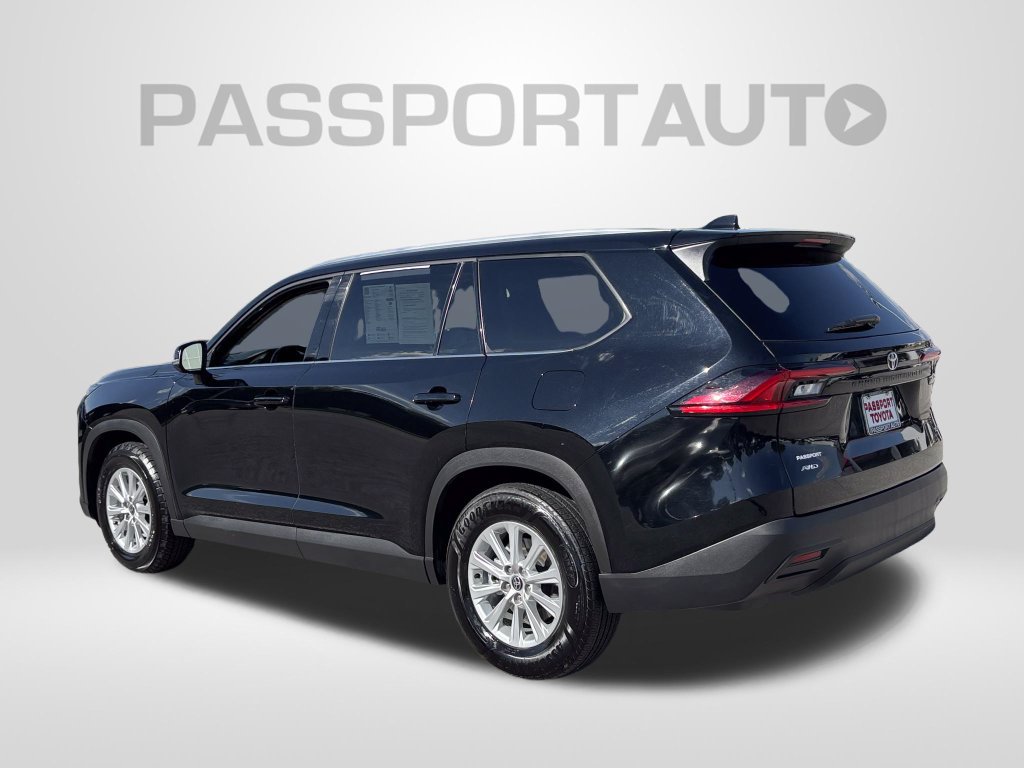 Certified 2025 Toyota Grand Highlander AWD image 4